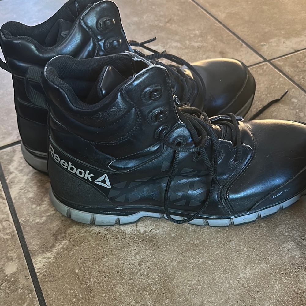 Reebok Black Athletic Shoes Rugged Trail Design